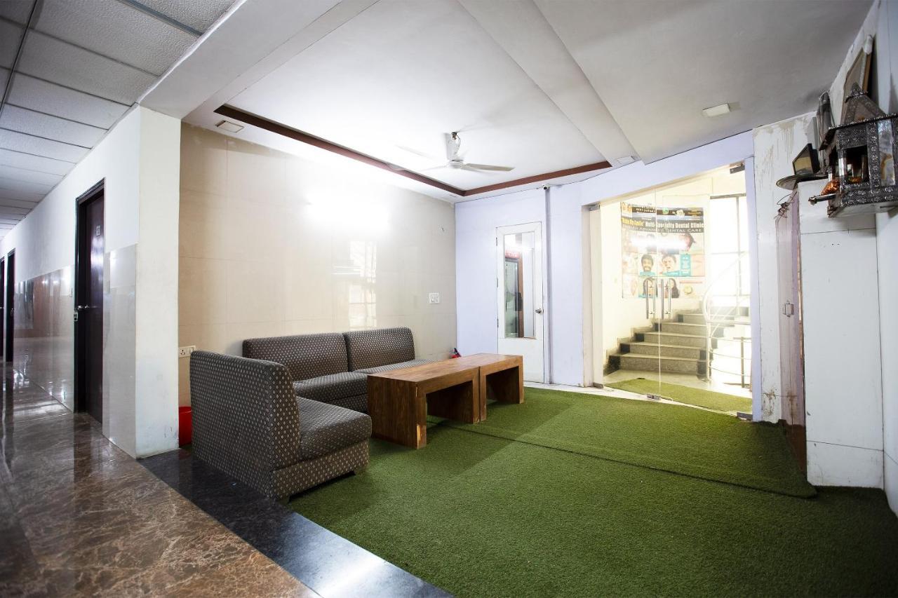 Oyo 44174 Hotel Mid Town Prime Harthala Екстериор снимка