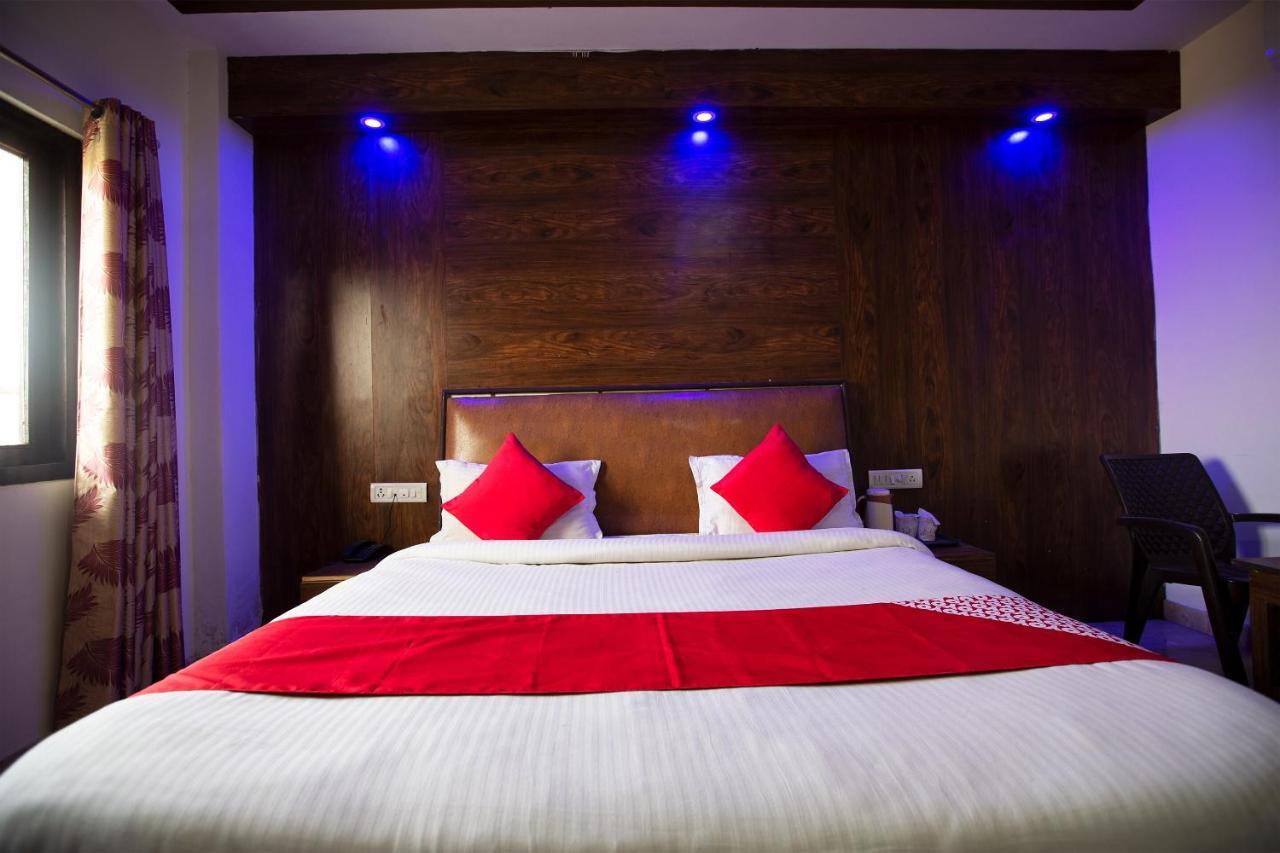 Oyo 44174 Hotel Mid Town Prime Harthala Екстериор снимка